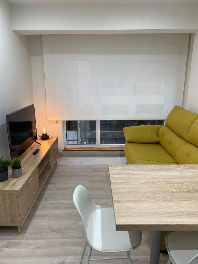 Puntos Cardinales Apartamento Corrales De Buelna Exterior foto