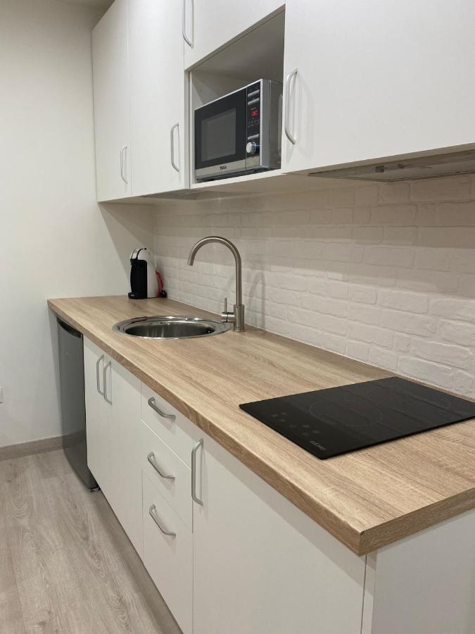 Puntos Cardinales Apartamento Corrales De Buelna Exterior foto